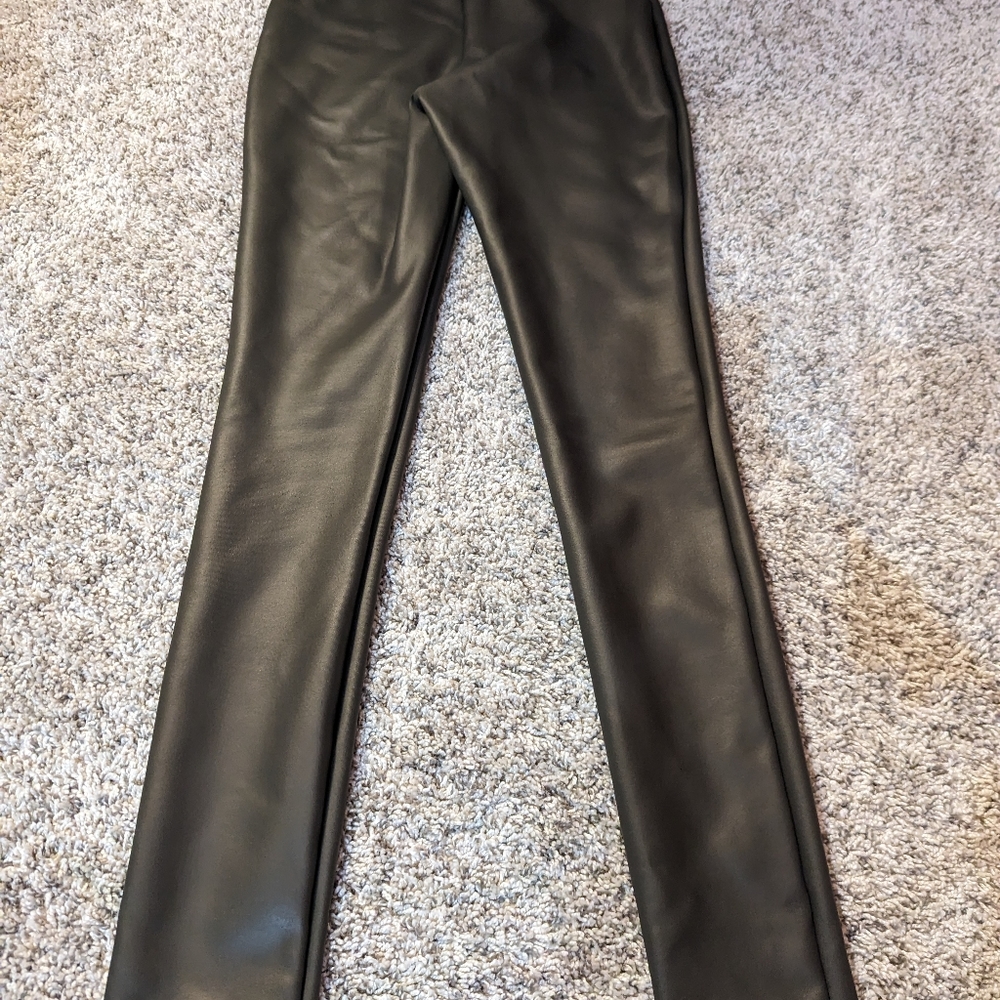 Express faux leather pant - Picture 3 of 8